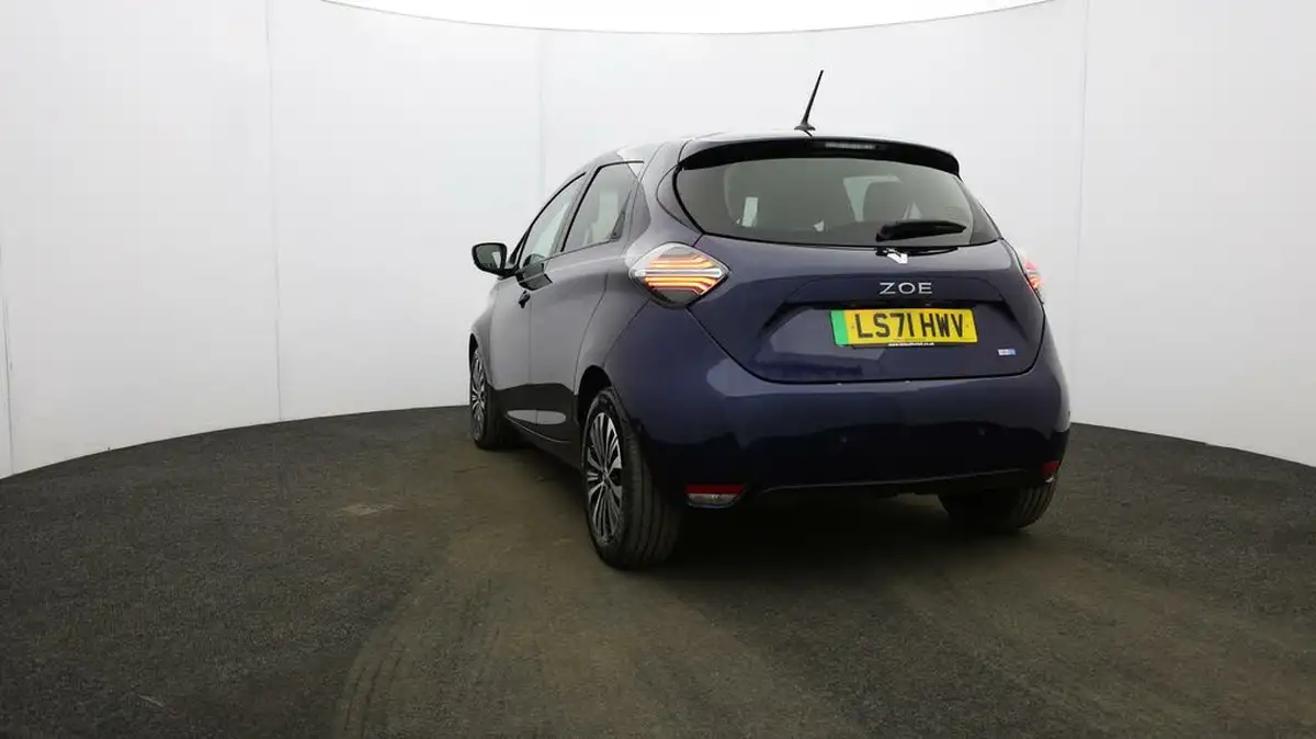 2021-renault-zoe-e-riviera-limited-edition-big-29