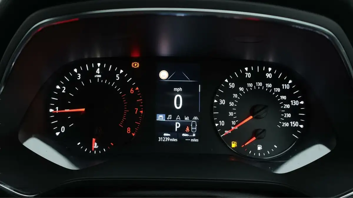 2020-renault-captur-13-tce-iconic-130bhp-edc-auto-big-10