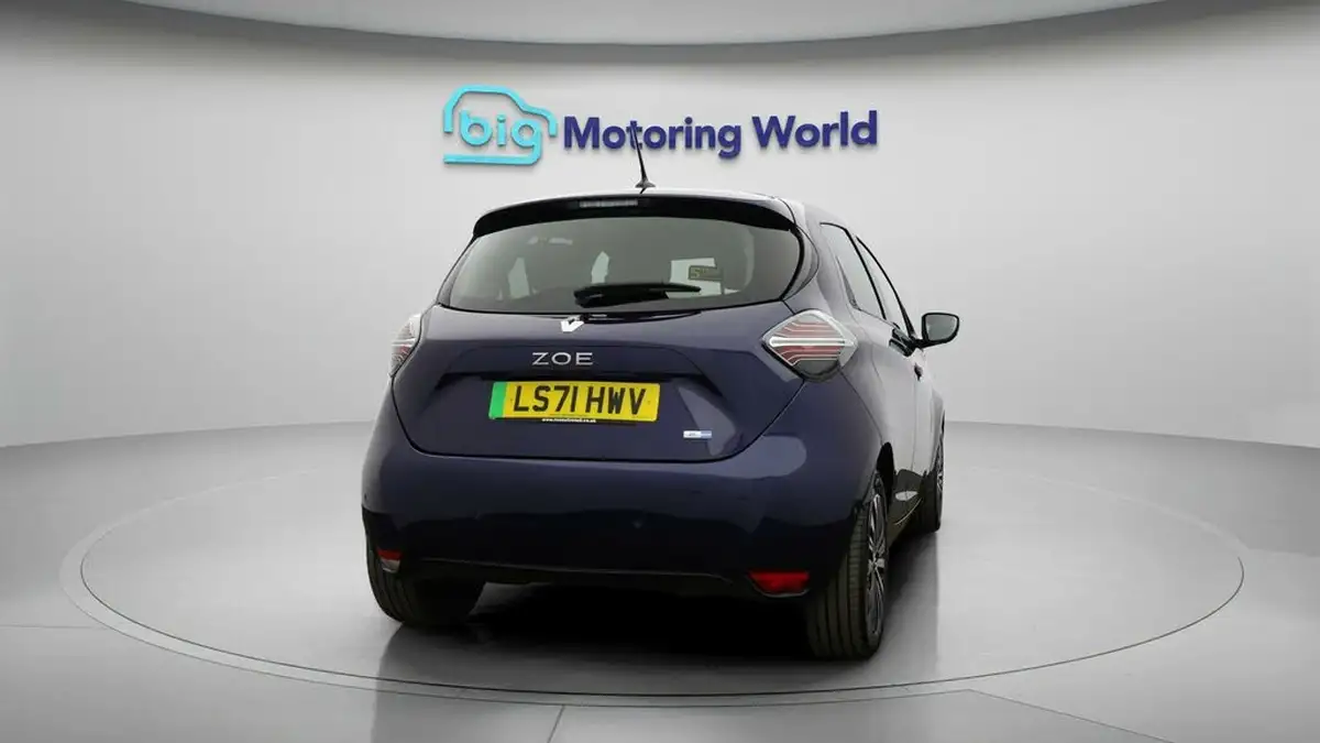 2021-renault-zoe-e-riviera-limited-edition-big-5