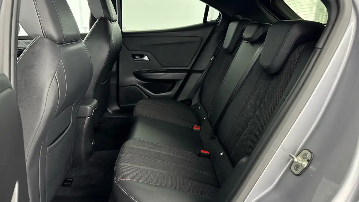 2021-vauxhall-mokka-e-sri-premium-big-13