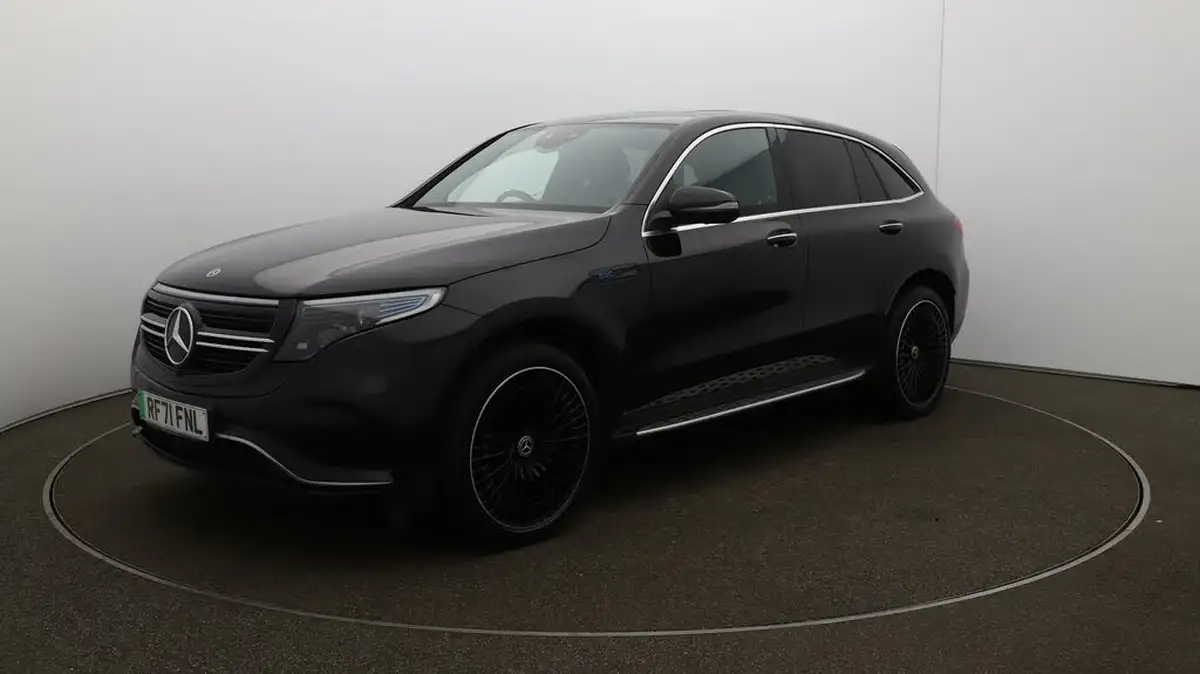 2022-mercedes-benz-eqc-e-eqc-400-amg-line-premium-plus-big-3