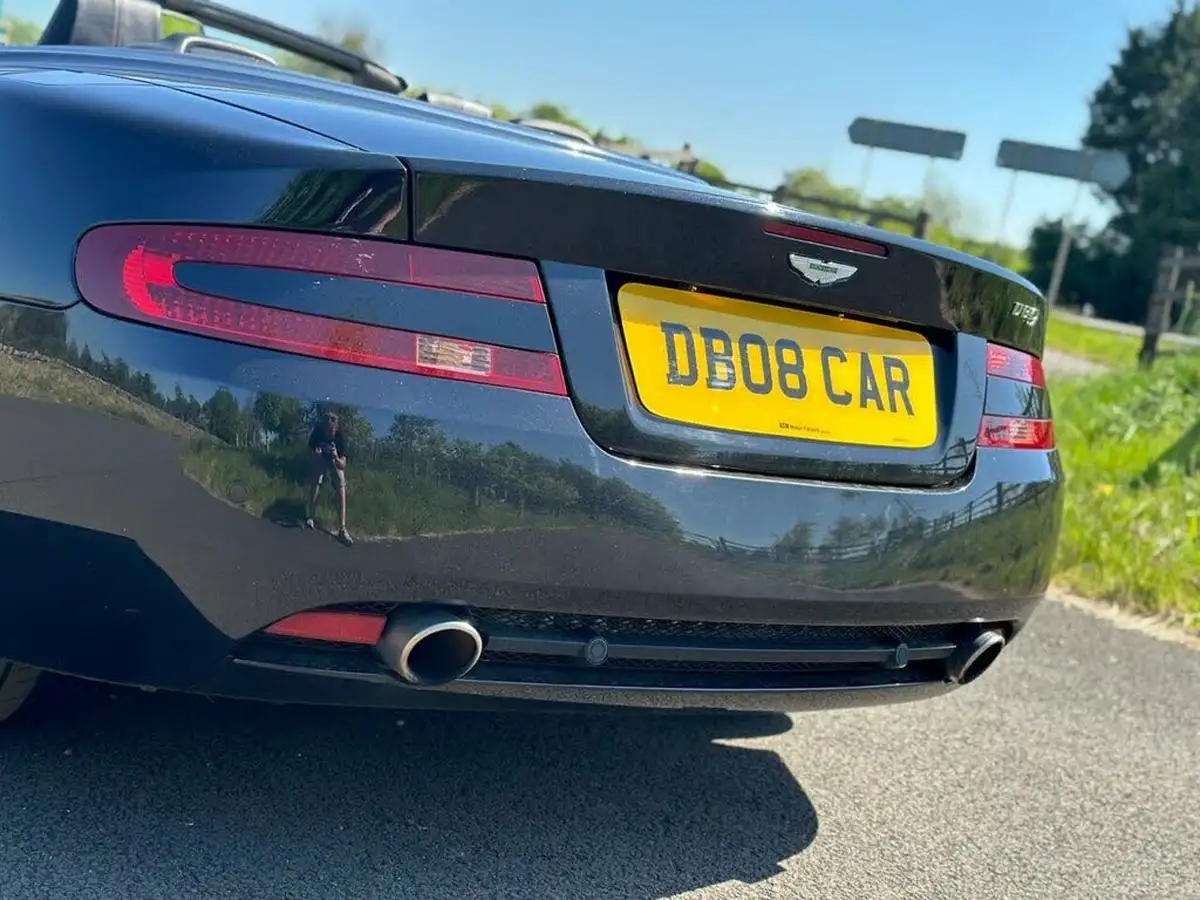 2008-aston-martin-db9-59-volante-touchtronic-ii-big-18