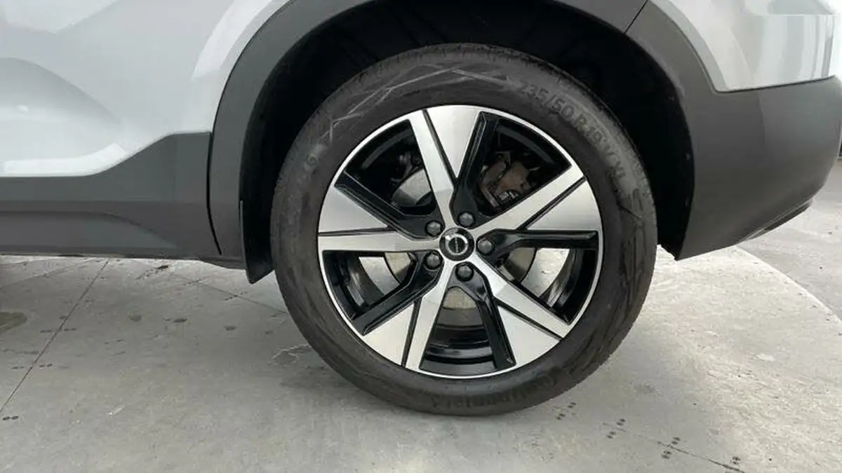 2021-volvo-xc40-15-t5-r-design-262bhp-big-32