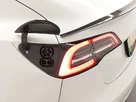 2020-tesla-model-3-e-long-range-small-13