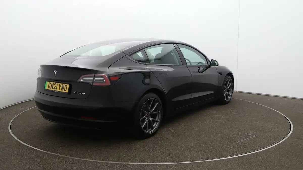 2021-tesla-model-3-e-long-range-4x4-big-52