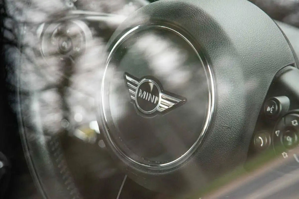 2020-mini-cooper-e-cooper-s-2-big-8
