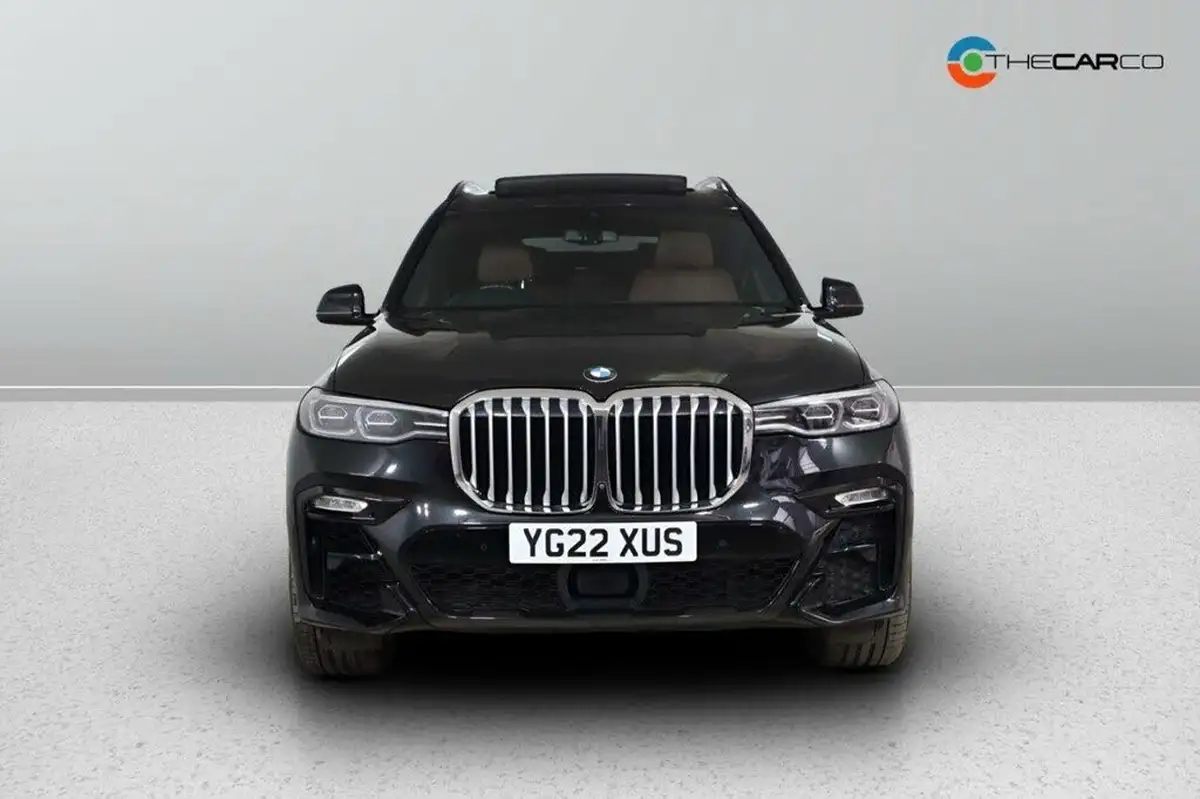2022-bmw-x7-30td-xdrive-40d-m-sport-big-4