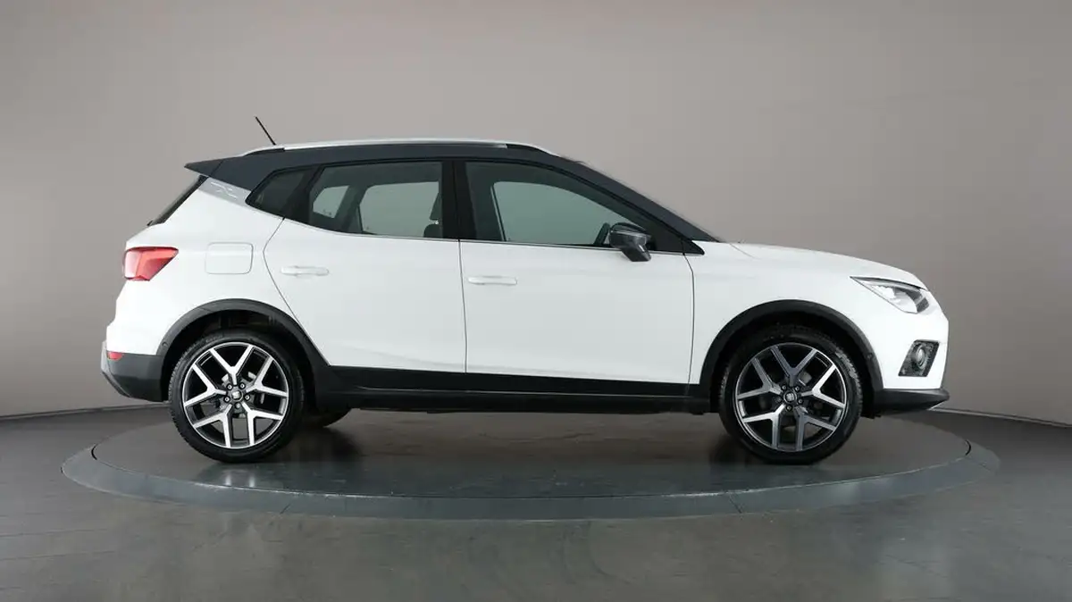 2021-seat-arona-10-tsi-xcellence-lux-110ps-dsg-big-62