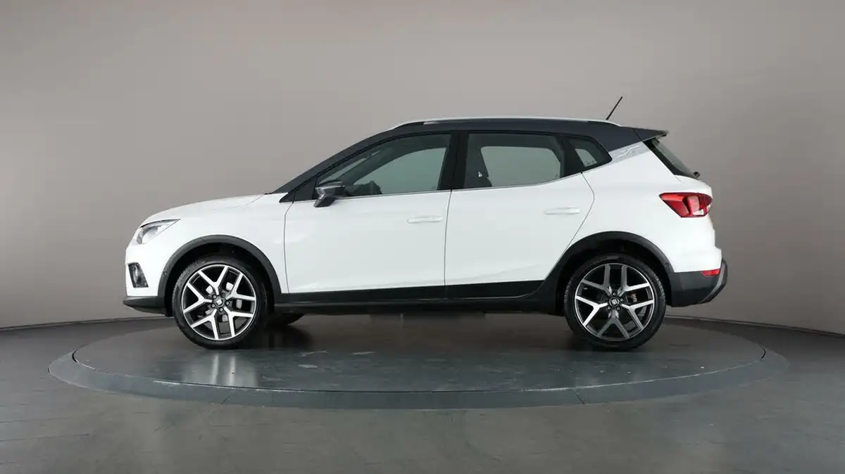 2021-seat-arona-10-tsi-xcellence-lux-110ps-dsg-big-38
