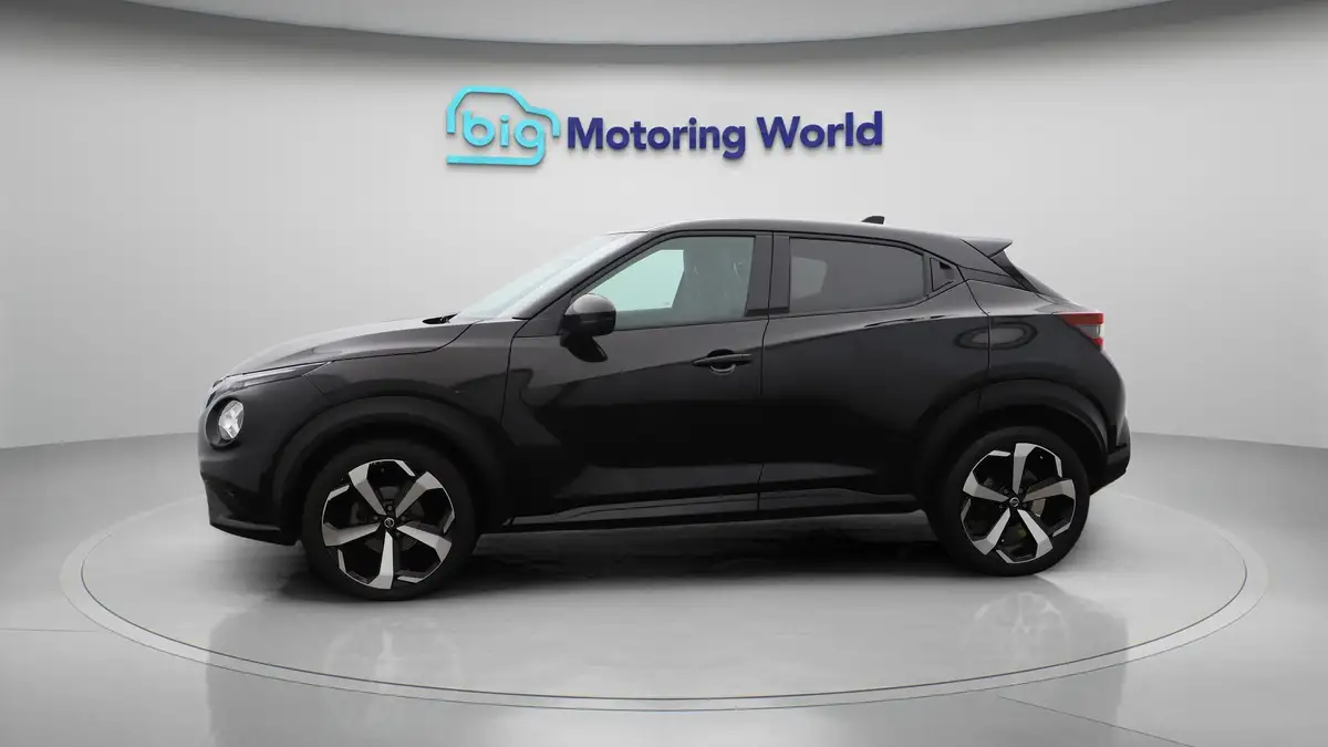 2022-nissan-juke-10-dig-t-tekna-big-4