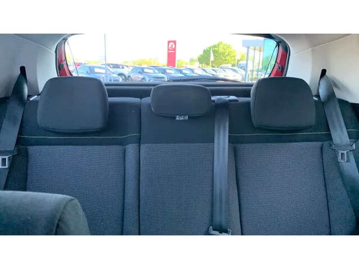 2017-citroen-c3-12-puretech-flair-82ps-big-14