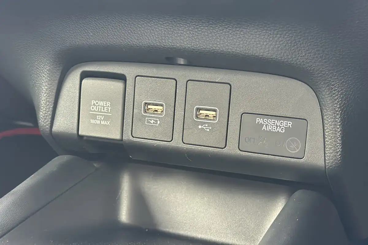 2022-honda-jazz-15-i-mmd-ex-107ps-big-21