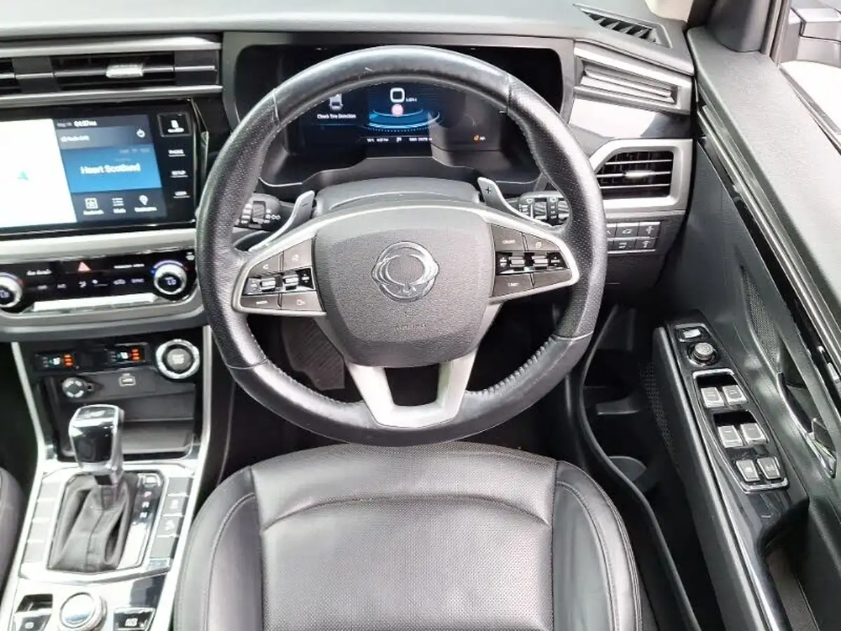 2019-kgm-ssangyong-korando-16td-ultimate-big-6