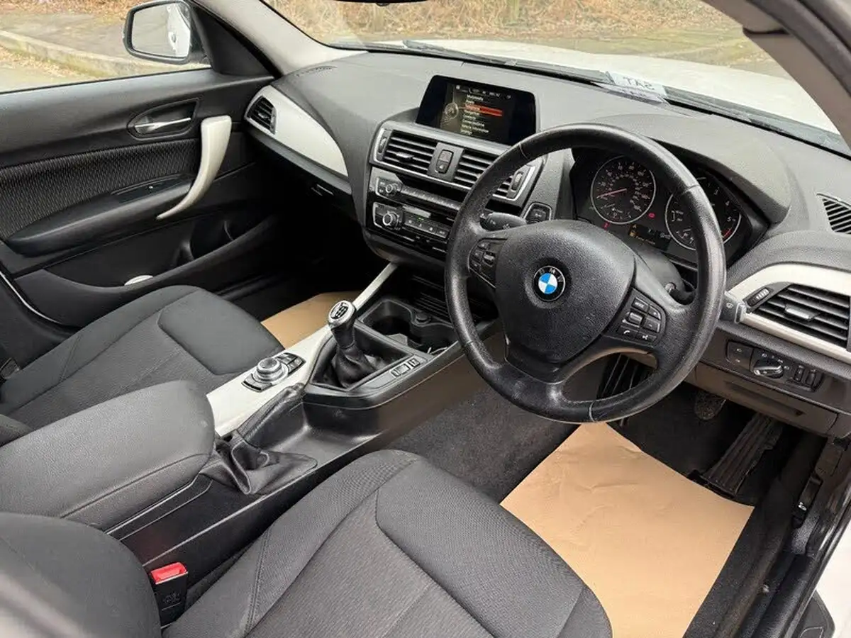 2017-bmw-1-series-15td-116d-eff-dyn-plus-5d-big-7