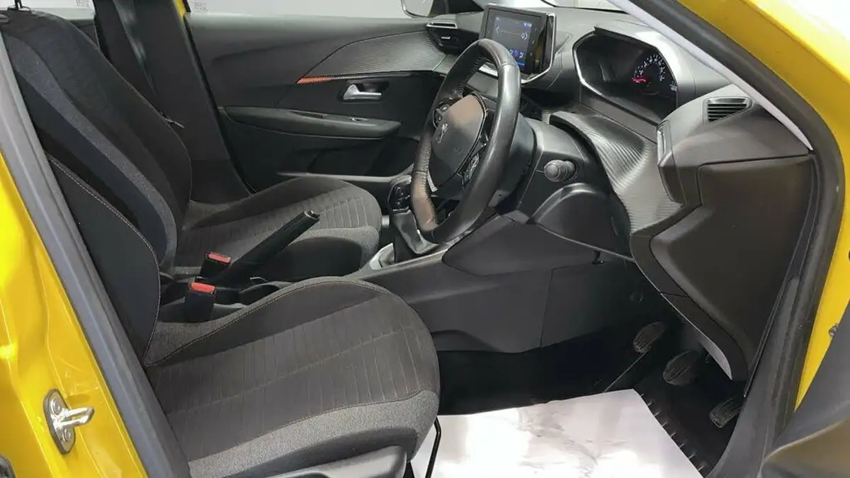 2021-peugeot-208-12-puretech-active-premium-75bhp-big-14