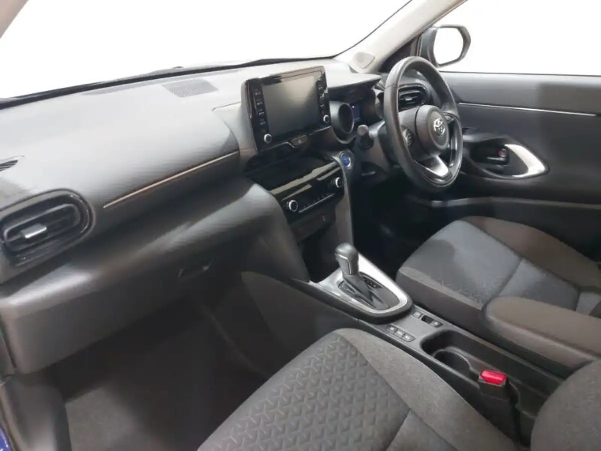 2023-toyota-yaris-cross-15-vvt-i-icon-big-4