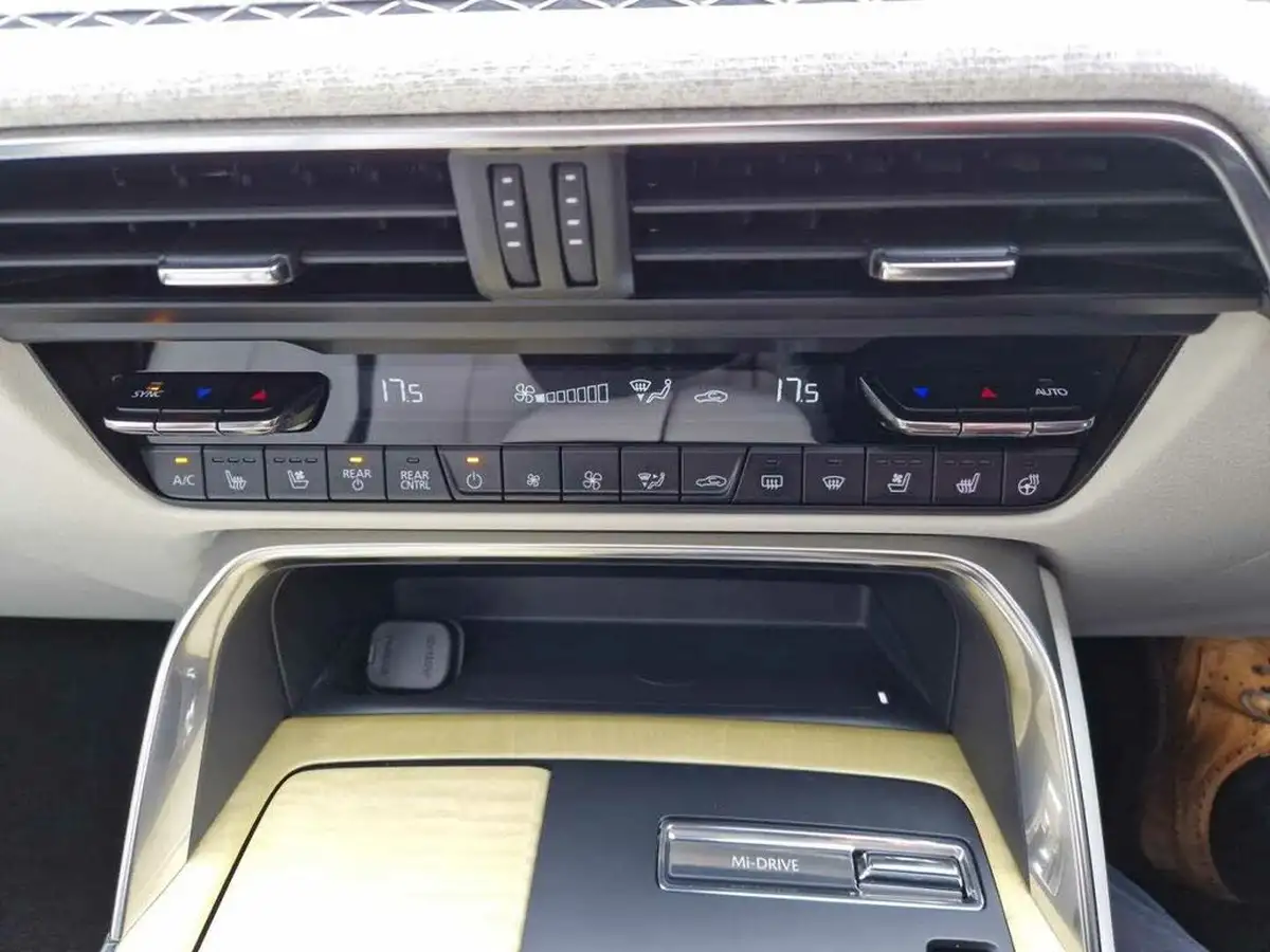 2025-mazda-cx-80-25-e-skyactiv-takumi-plus-conveniencedriver-assistancepan-sunroof-big-26