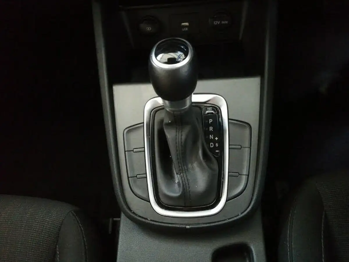 2021-hyundai-kona-16-gdi-se-connect-big-11