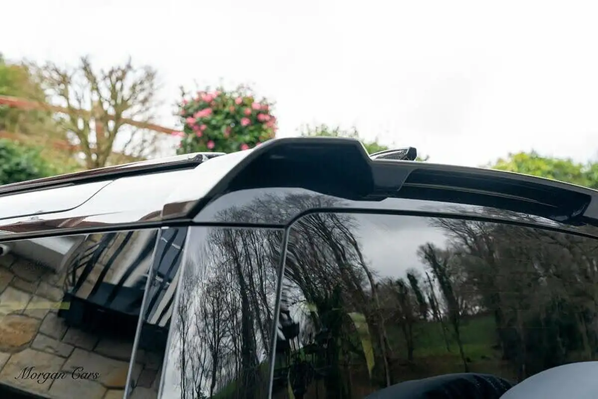 2023-land-rover-110-defender-30-d250-x-dynamic-hse-big-20