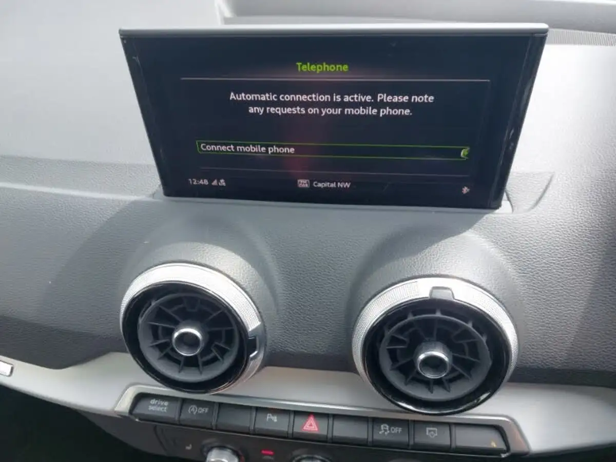 2023-audi-q2-10-30-tfsi-s-line-big-18