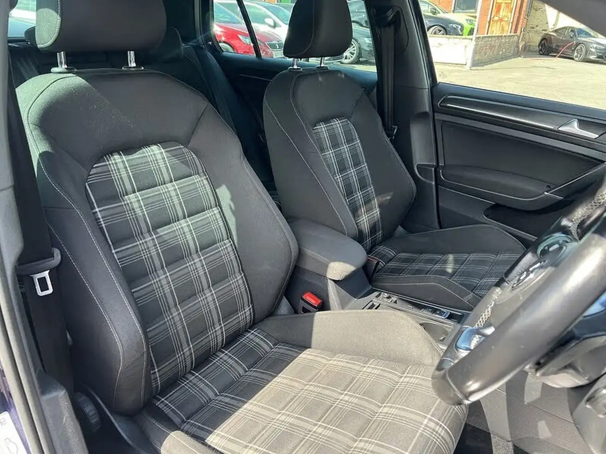2018-volkswagen-golf-20tdi-gtd-hatchback-5d-dsg-big-13