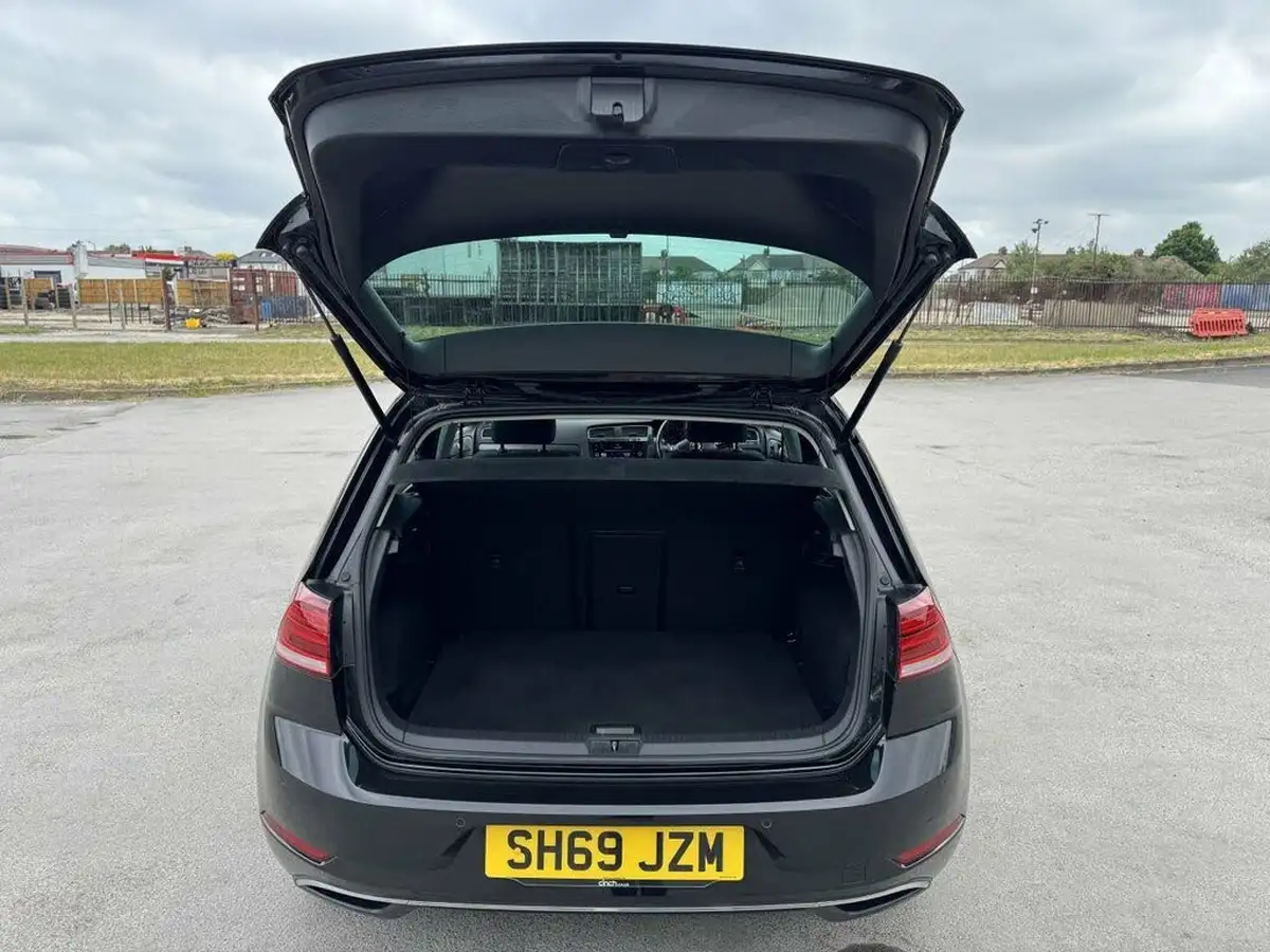 2020-volkswagen-golf-15-tsi-match-edition-150ps-hatchback-big-19
