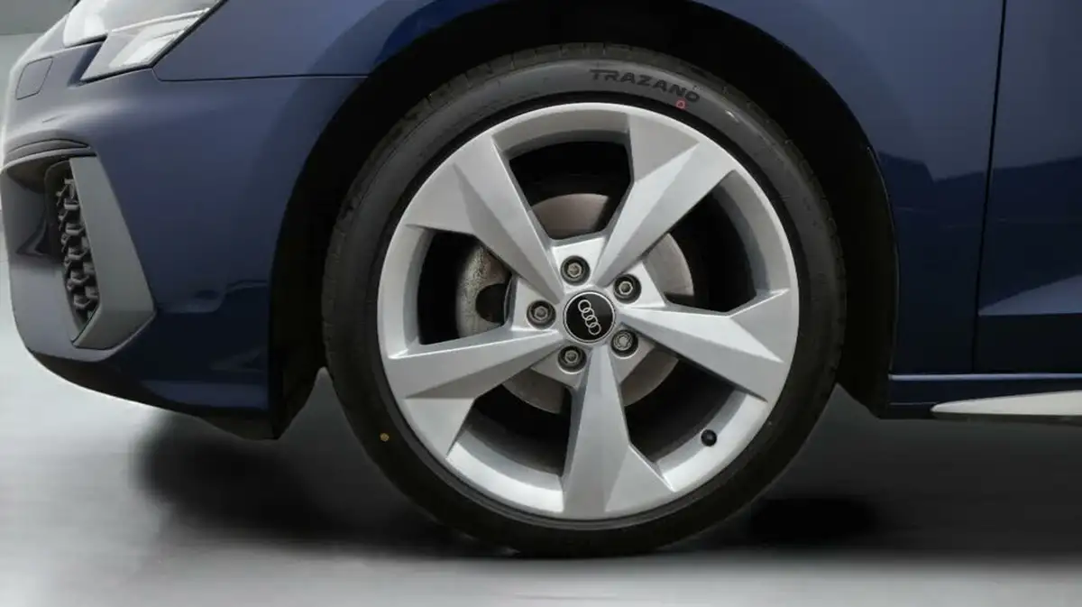 2023-audi-a3-15-35-tfsi-s-line-sportback-5d-big-18