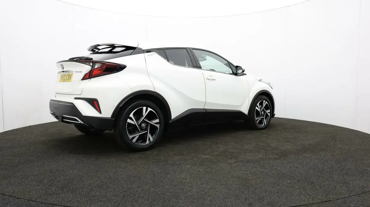 2022-toyota-c-hr-20-vvt-i-design-big-33
