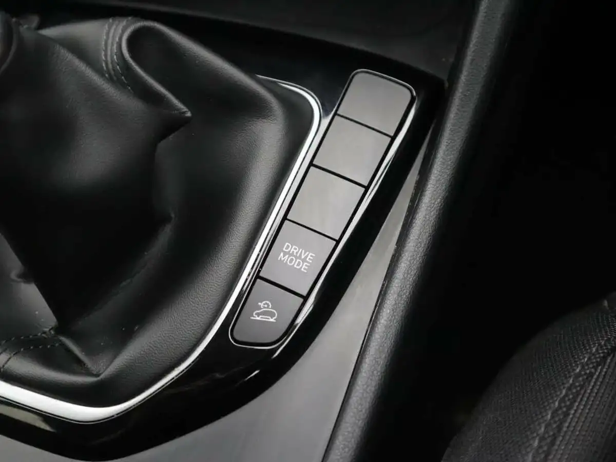 2022-hyundai-tucson-16-t-gdi-se-connect-150ps-big-30
