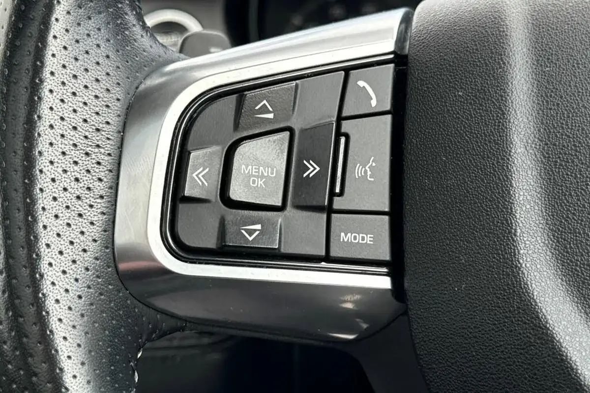 2017-land-rover-discovery-sport-20sd4-hse-dynamic-lux-big-10