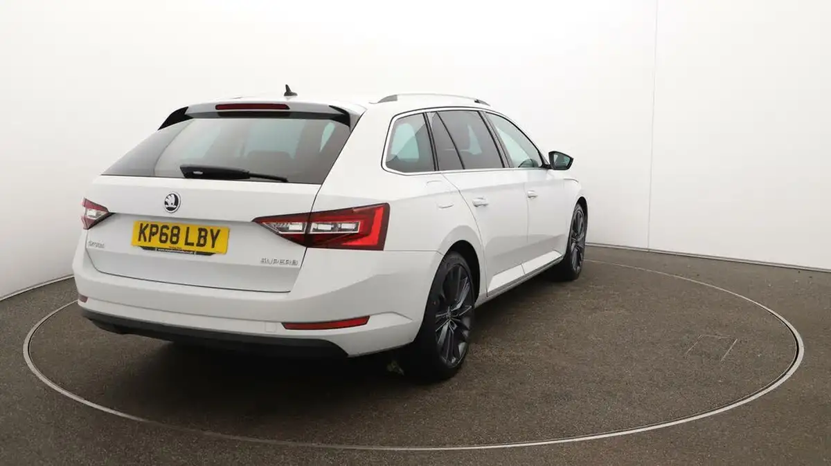 2018-skoda-superb-20tdi-scr-se-l-executive-190ps-estate-big-47