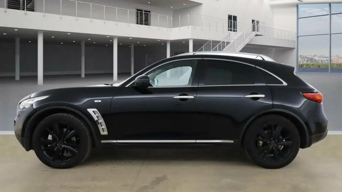 2013-infiniti-fx-30td-gt-big-9