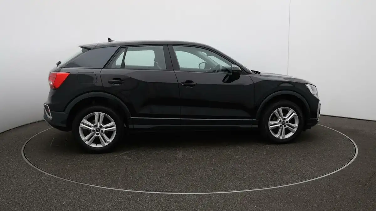 2022-audi-q2-15-35-tfsi-sport-s-tronic-big-45