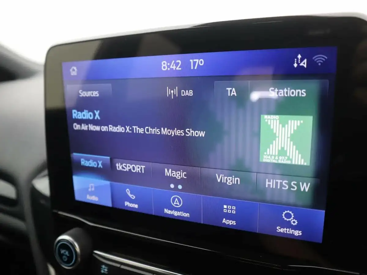 2022-ford-fiesta-10t-st-line-100ps-5d-big-18