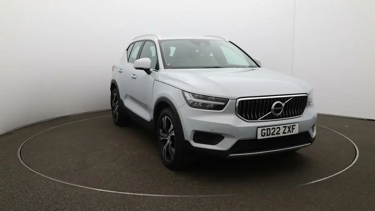 2022-volvo-xc40-20-b4-inscription-awd-big-32