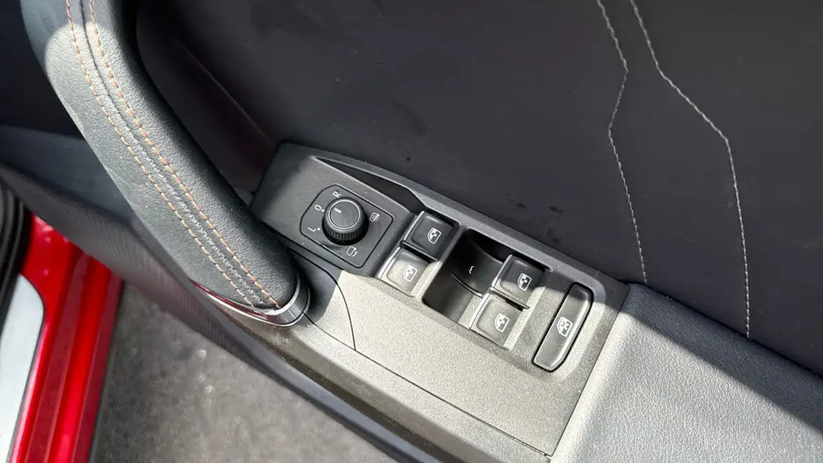 2021-cupra-formentor-20-tsi-vz2-big-27