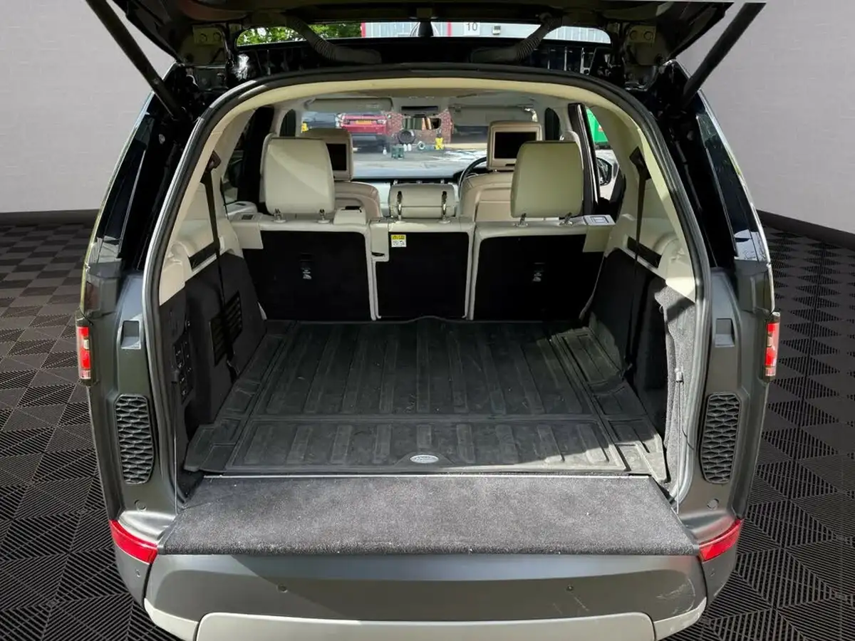 2017-land-rover-discovery-30td6-first-edition-big-7
