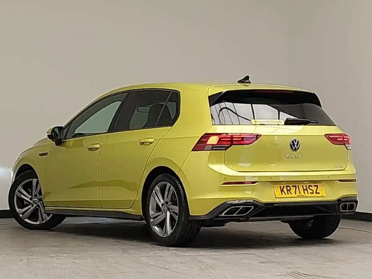 2022-volkswagen-golf-15-etsi-r-line-150ps-hatchback-big-1