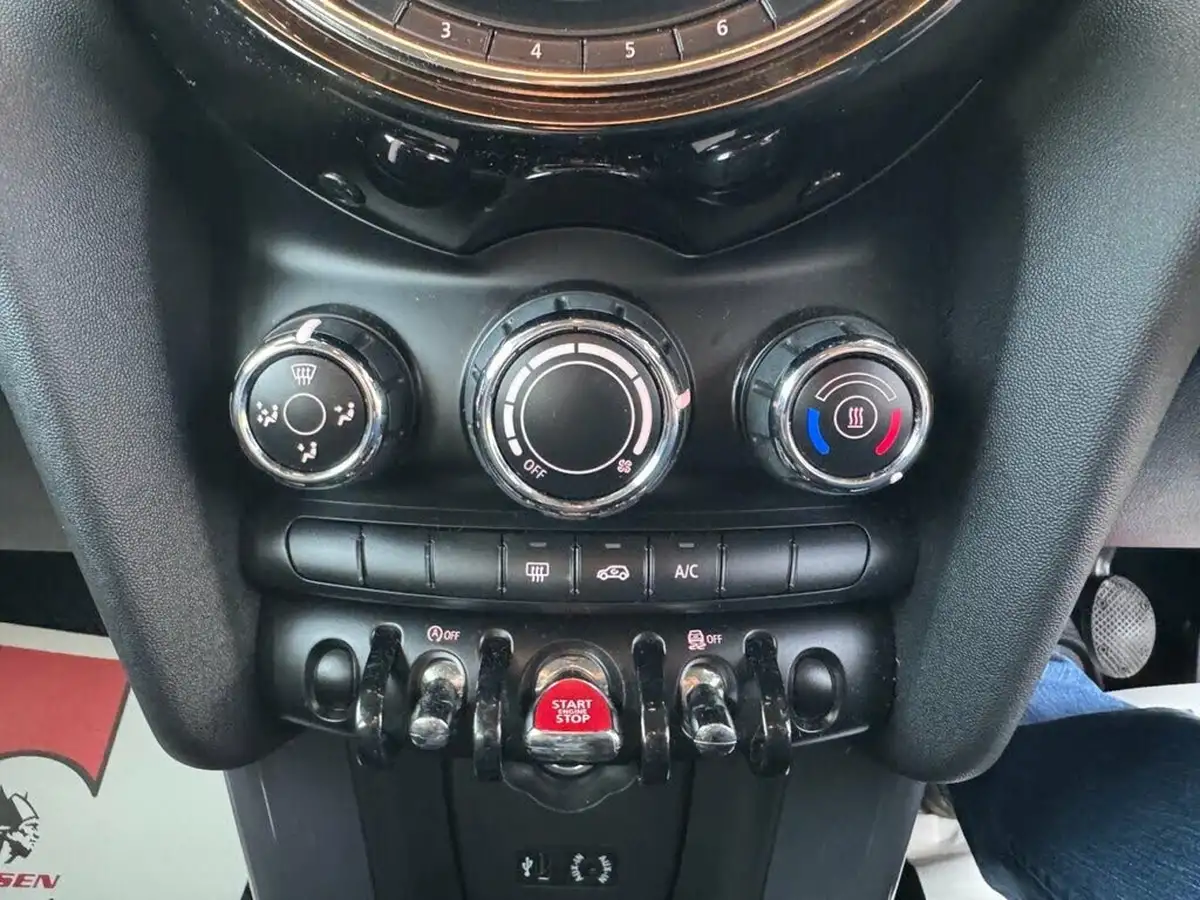 2015-mini-cooper-15-cooper-5d-big-21