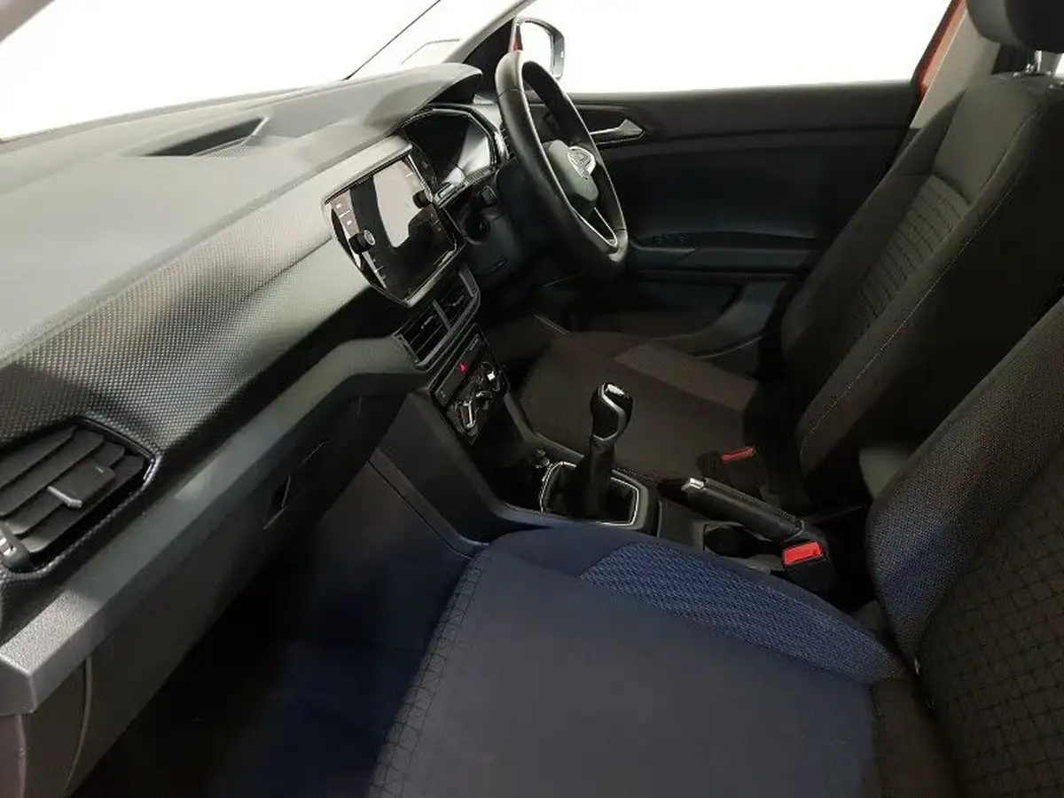2022-volkswagen-t-cross-10-tsi-se-110ps-big-4
