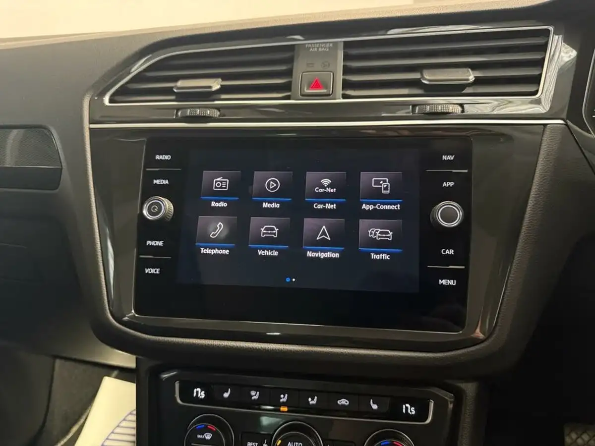 2019-volkswagen-tiguan-15-tsi-sel-big-27