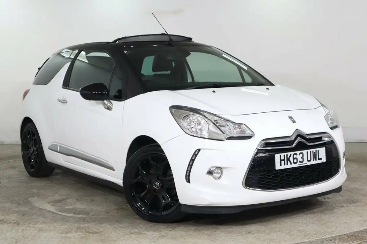 2014-citroen-ds3-cabrio-16e-hdi-dstyle-plus-big-0