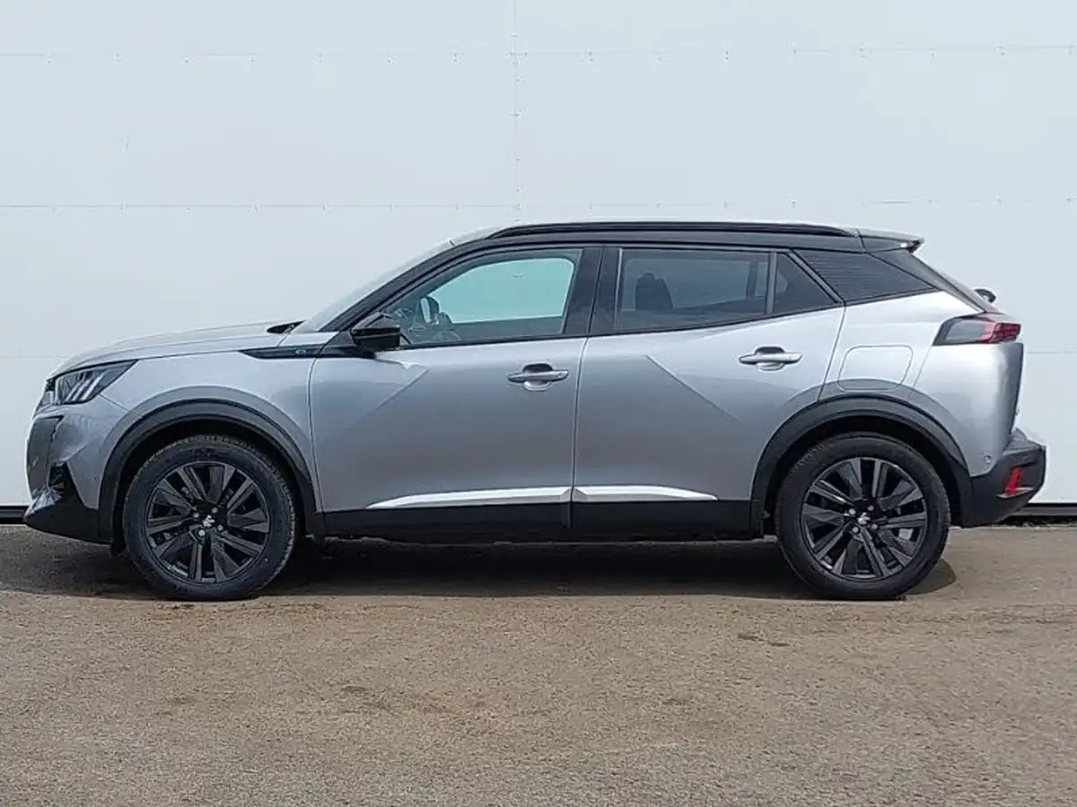 2022-peugeot-2008-suv-e-gt-premium-big-3