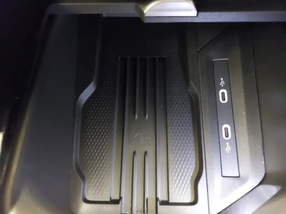 2024-skoda-superb-big-13