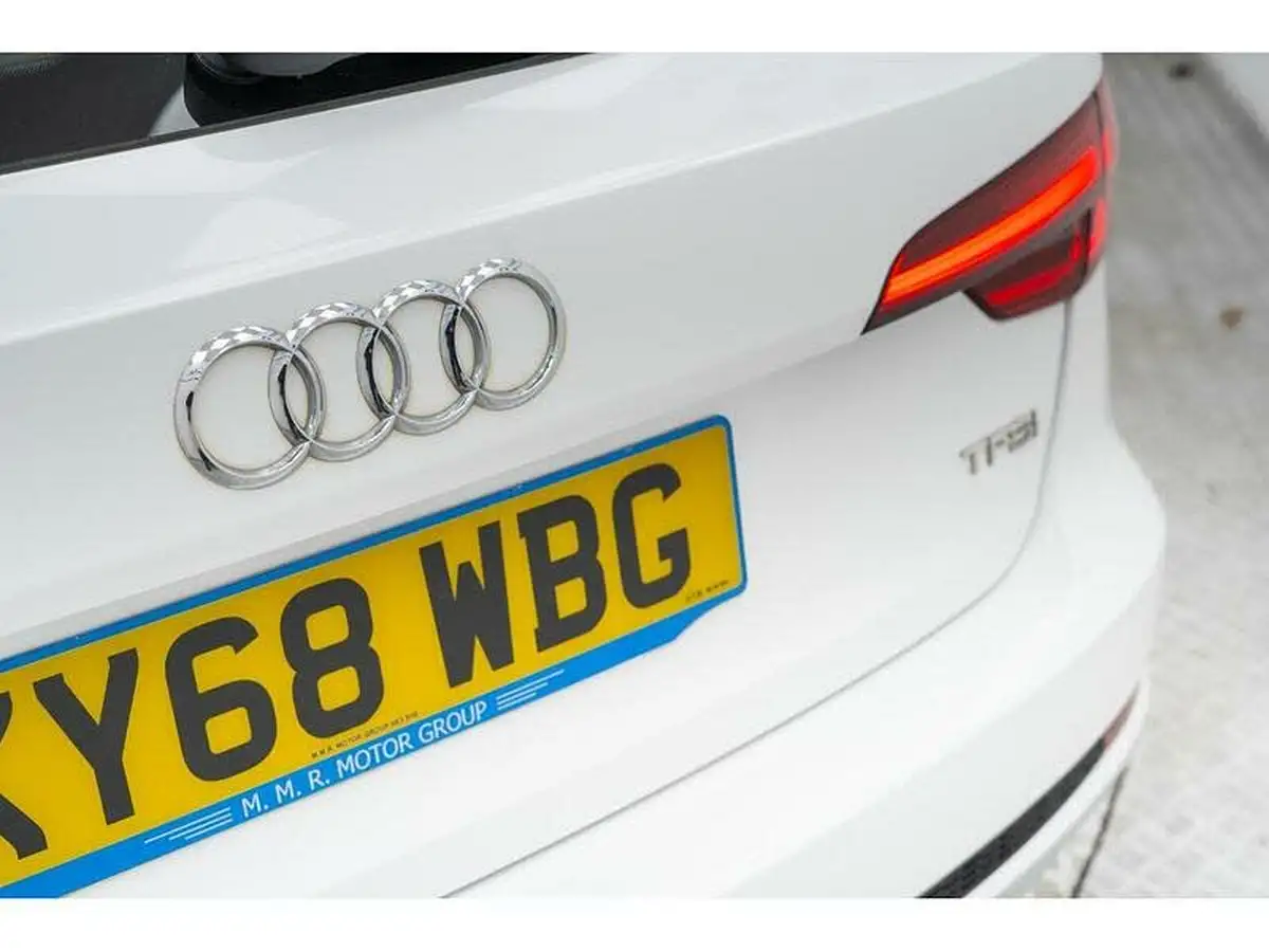 2018-audi-a4-avant-14-tfsi-s-line-tronic-big-21