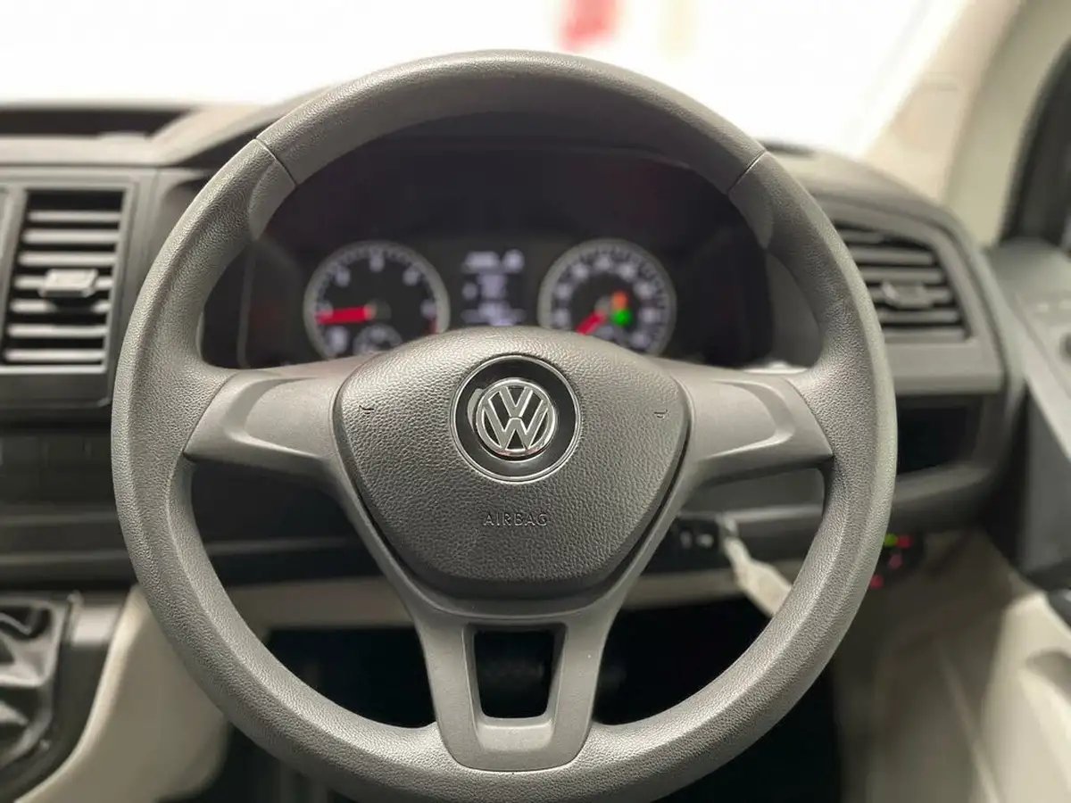 2018-volkswagen-transporter-shuttle-20tdi-t32-s-bmt-swb-150pseu6-dsg-big-59