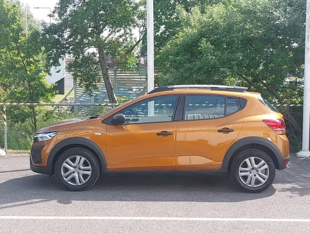 2022-dacia-sandero-stepway-10-tce-essential-90bhp-big-3