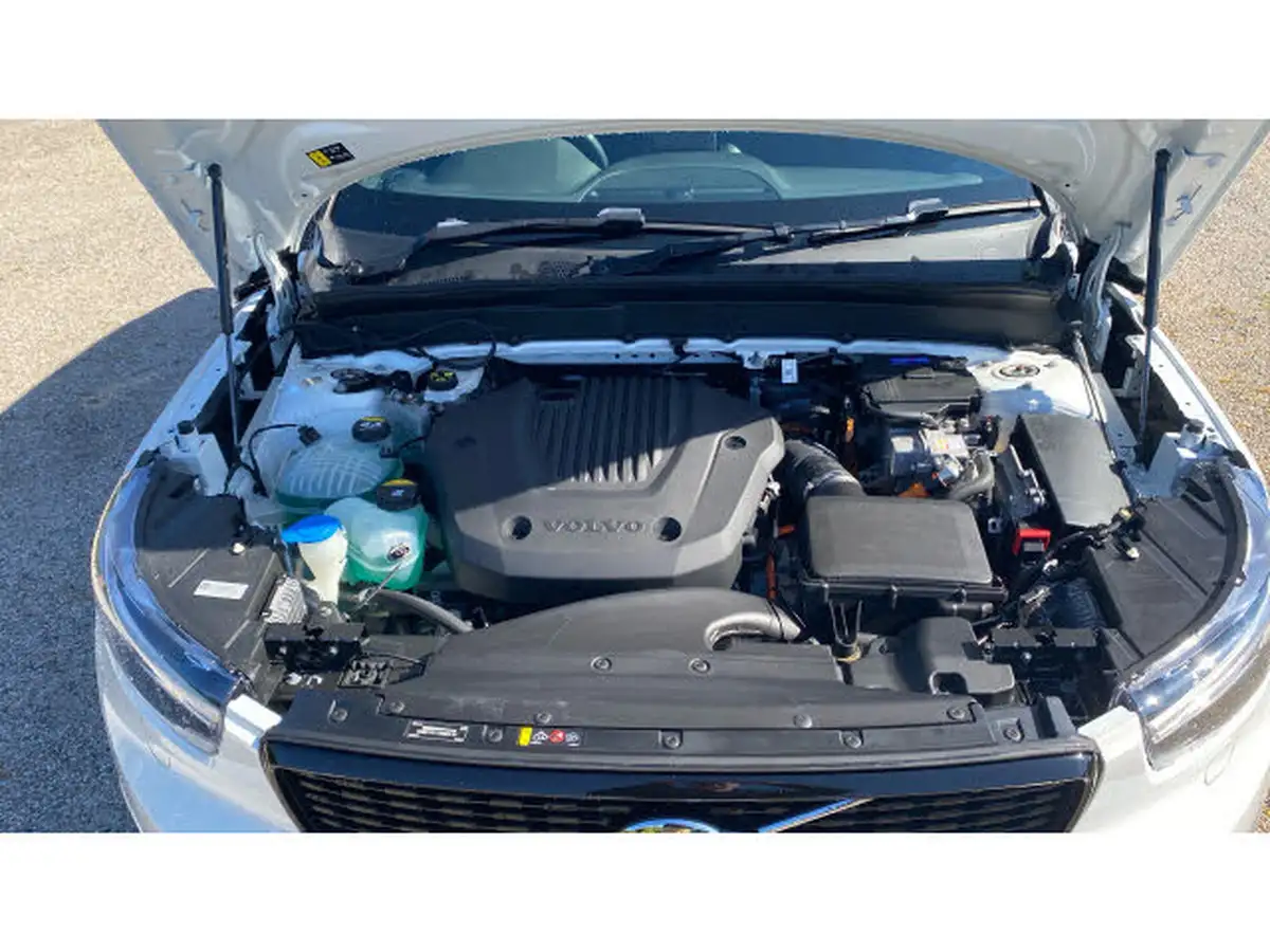 2022-volvo-xc40-15-t5-r-design-pro-big-33