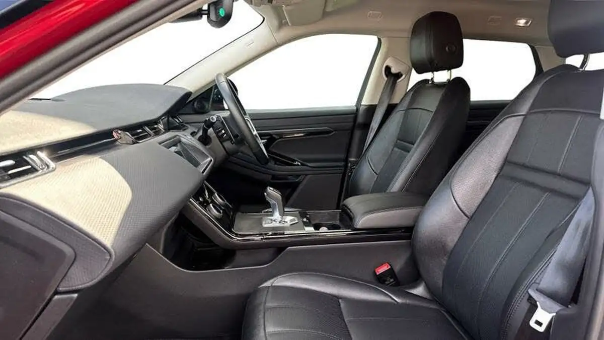 2022-land-rover-range-rover-evoque-15-p300e-r-dynamic-s-big-2