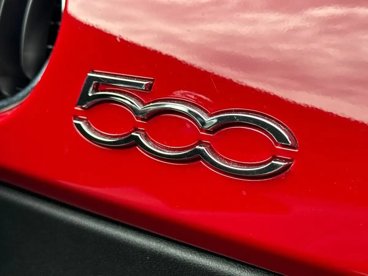 2022-fiat-500-10-dolcevita-big-37